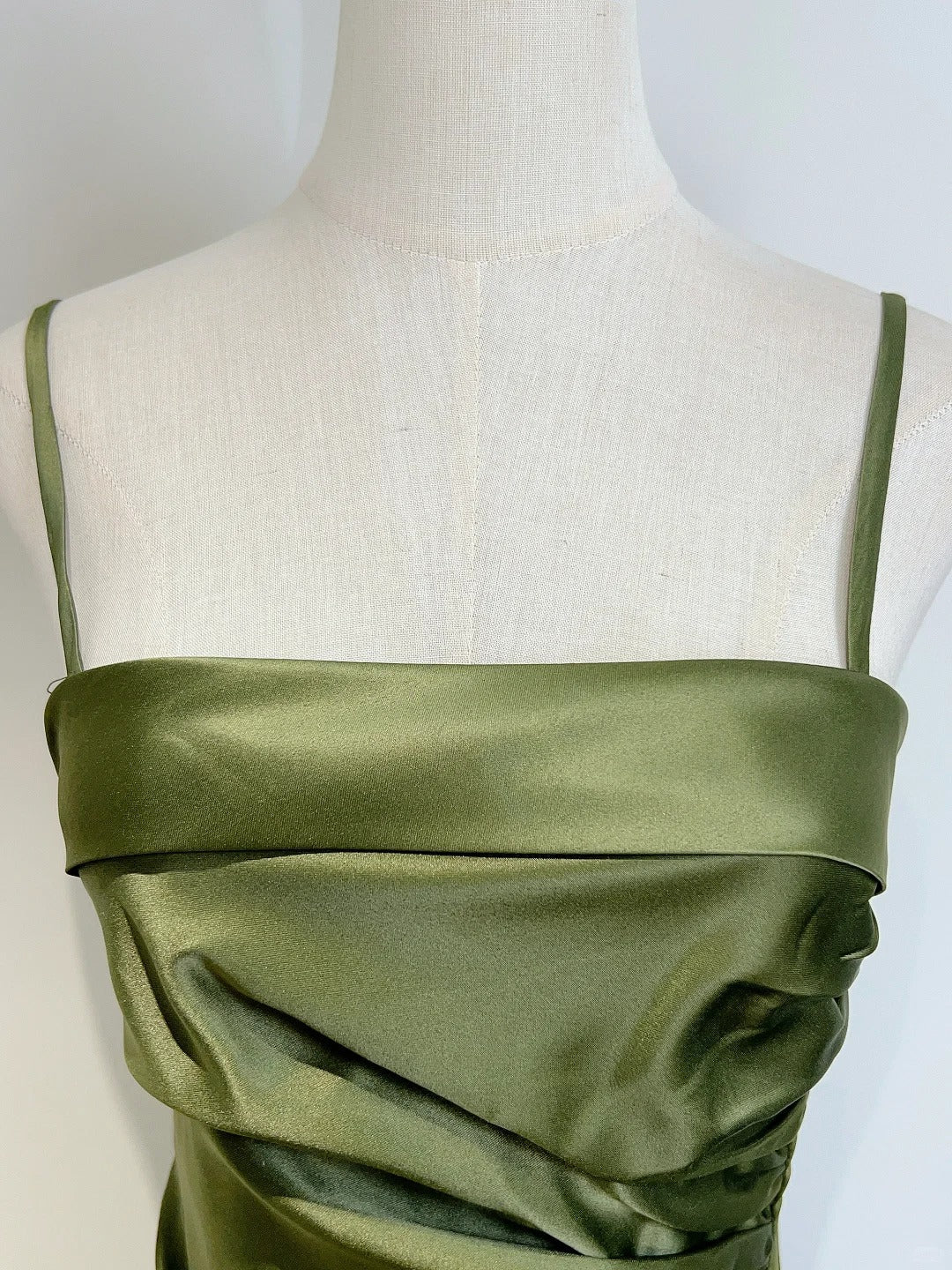 Elegant Olive Green Mermaid Ruffle Spaghetti Strap Satin Formal Prom Dress