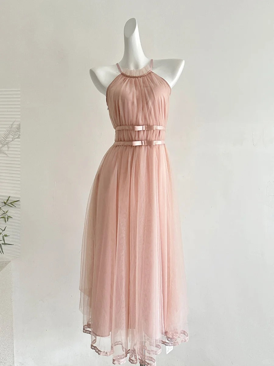 Elegant Pink A-Line Halter Neck Waist Tulle Long Formal Prom Dress Bridesmaid Dress Main image