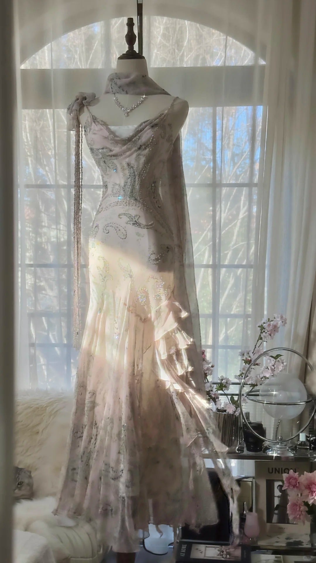 Elegant Pink Chiffon Lotus Beaded Mermaid Long Prom Dress Main image