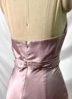 Elegant Pink Halter Neck V-Neck Slim-Fit Satin Long Formal Prom Dress