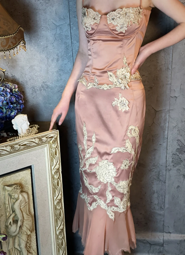 Elegant Pink Mermaid Spaghetti Strap Lace Embroidered Satin Formal Prom Dress