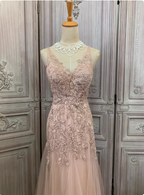 Elegant Pink Mermaid V-Neck Lace Embroidery Tulle Long Formal Prom Dress