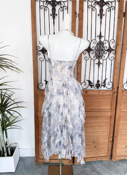 Elegant Printed Spaghetti Strap V-Neck Ruffled Layered Tulle Formal Prom Dress Secondary image