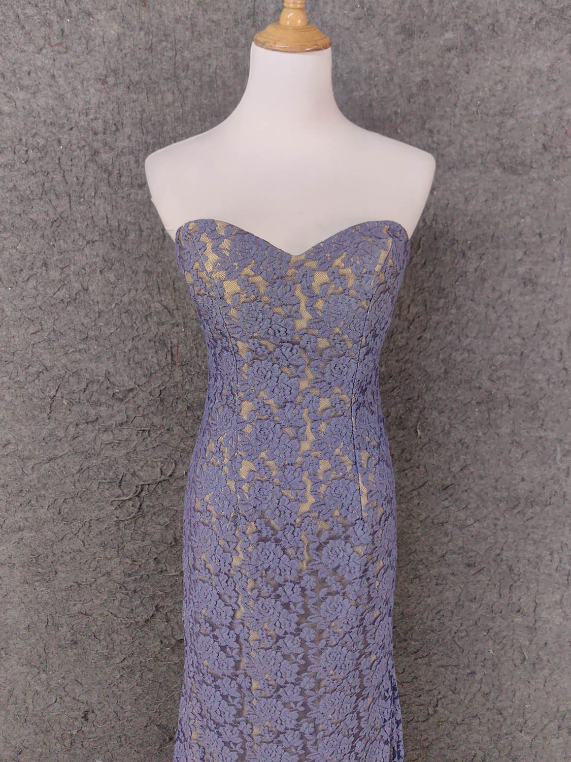 Elegant Purple Sweetheart Neck Split Lace Long Formal Prom Dress Secondary image