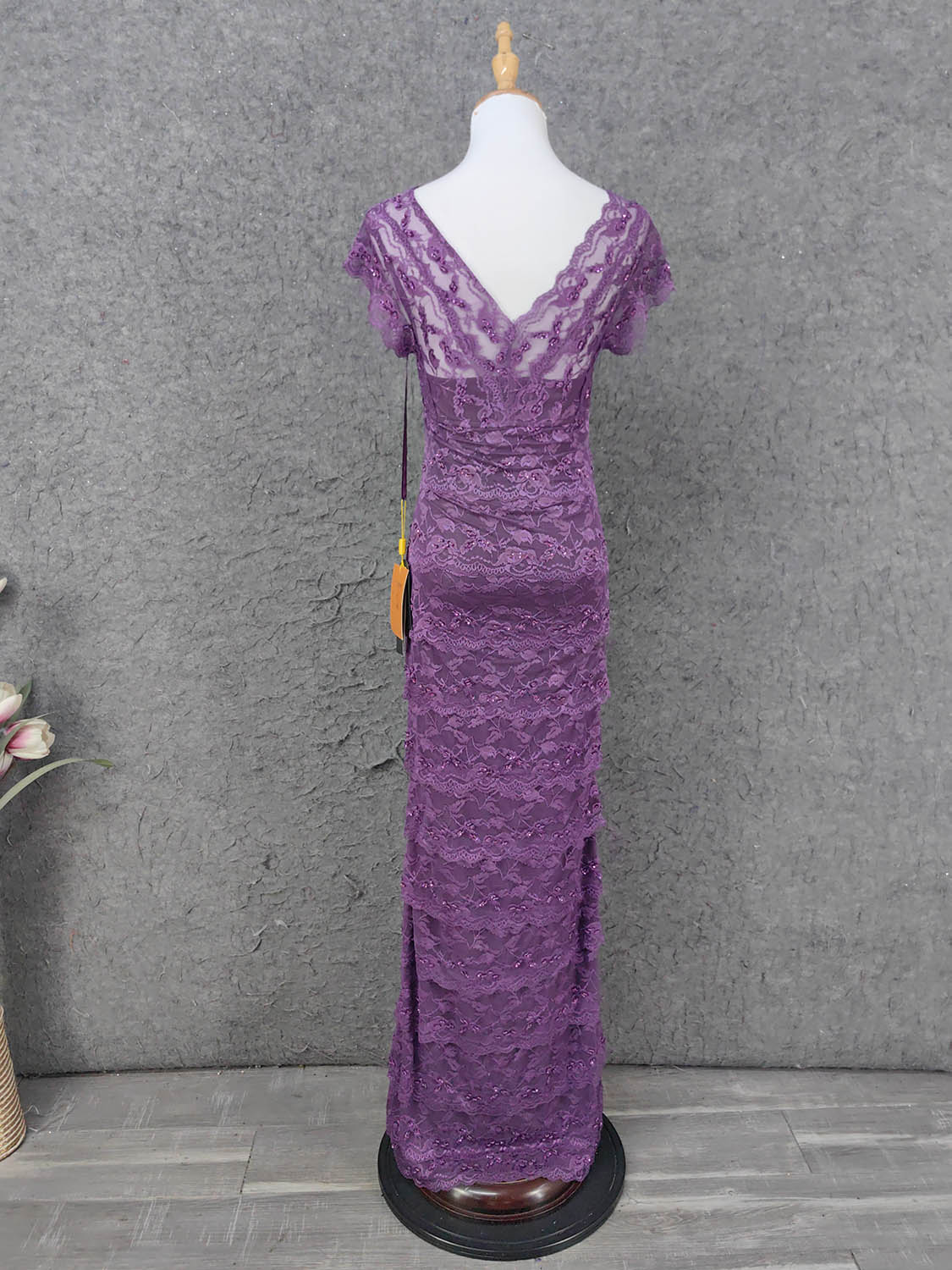 Elegant Purple V-Neck Lace Long Formal Prom Dress