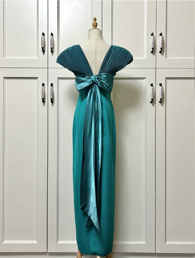 Elegant Teal Bow Fitted Satin Long Formal Prom Dress