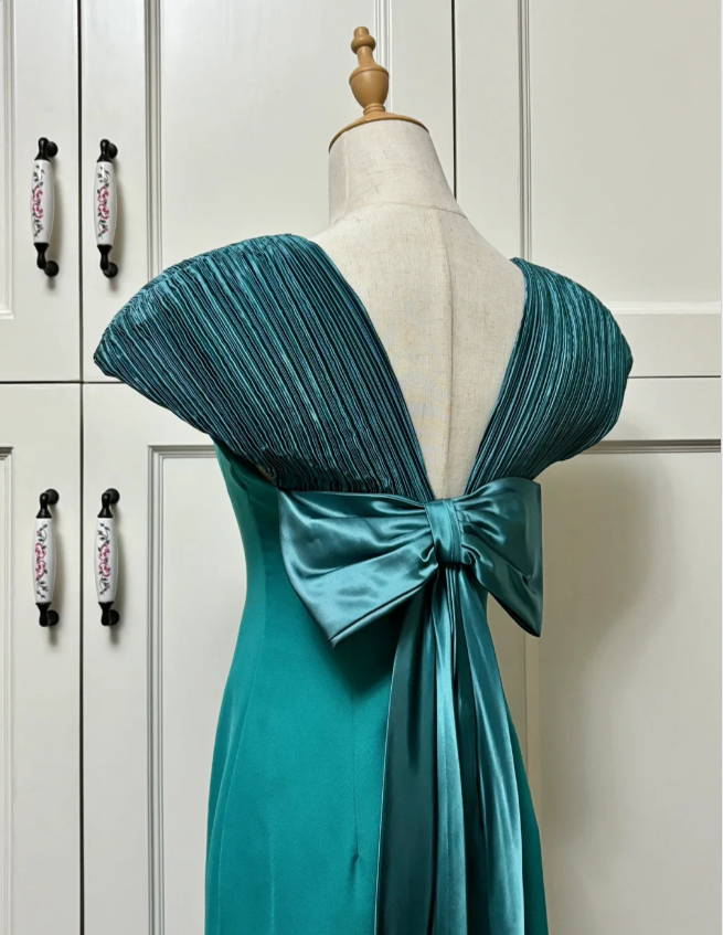 Elegant Teal Bow Fitted Satin Long Formal Prom Dress
