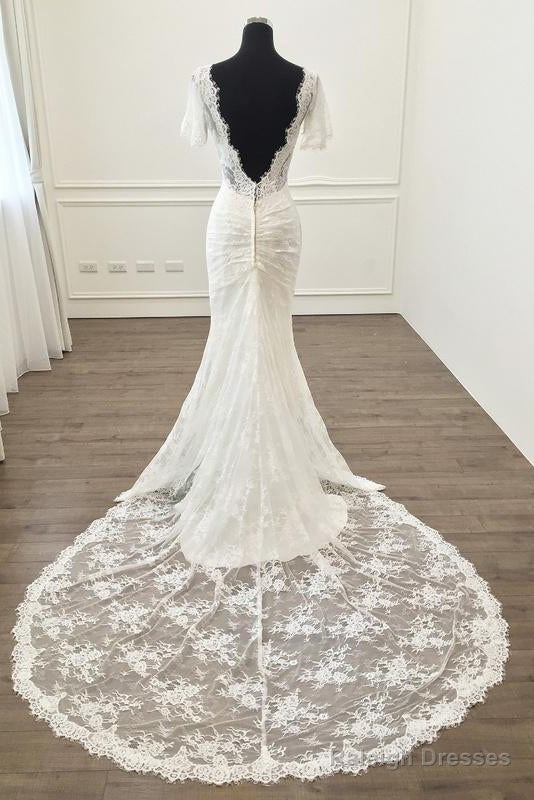 Elegant V Neck 1/4 Sleeves Sheath/Column Bridal Wedding Dress With Lace Secondary image