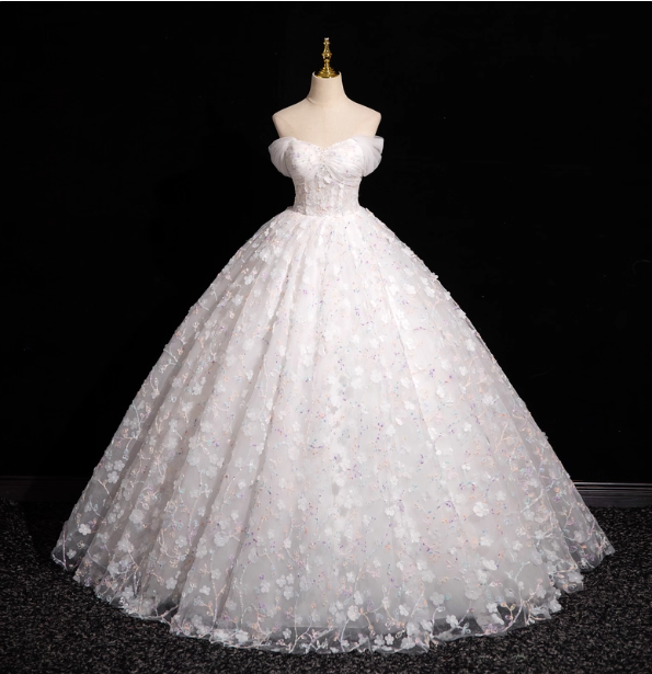 Elegant White 3D Floral Tulle Long Ball Gown Prom Dress Sweet 16 Dress Main image