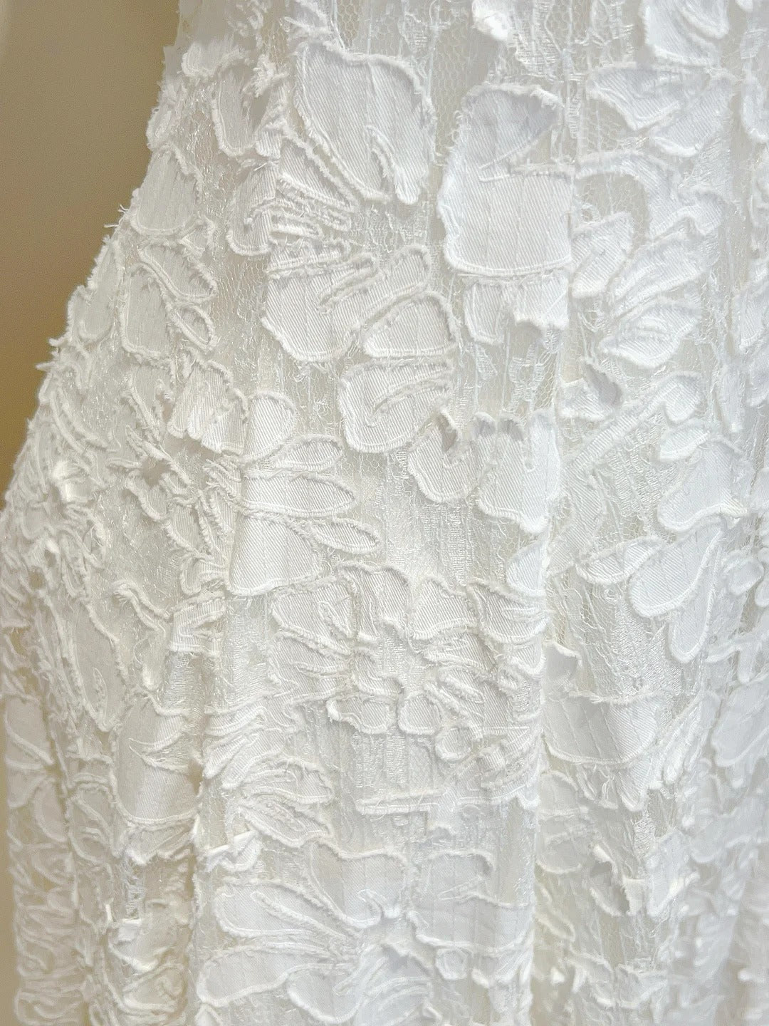 Elegant White A-Line Round Neck Lace Pattern Formal Prom Dress Bridesmaid Dress