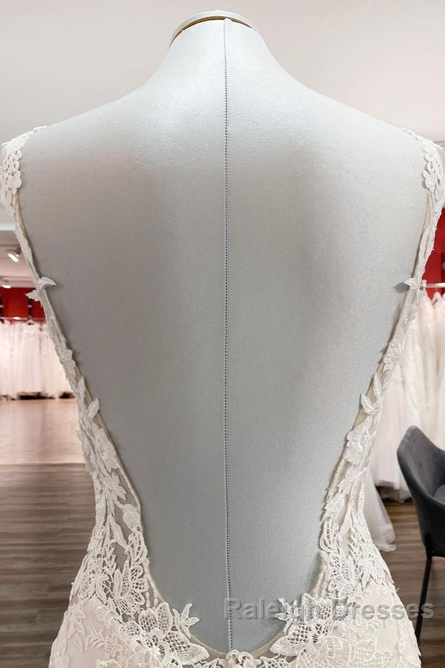 Elegant White Long Mermaid Tulle Lace Open Back Wedding Dress