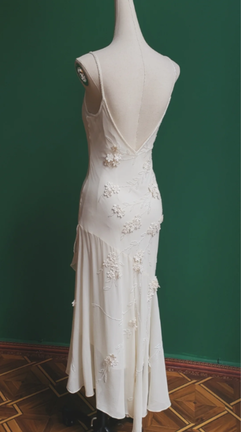 Elegant White Mermaid Spaghetti Strap U-Neck 3D Foral Embroidery Chiffon Formal Prom Dress