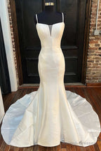 Elegant White Split Neck Trumpet Long Wedding Dresses Sexy