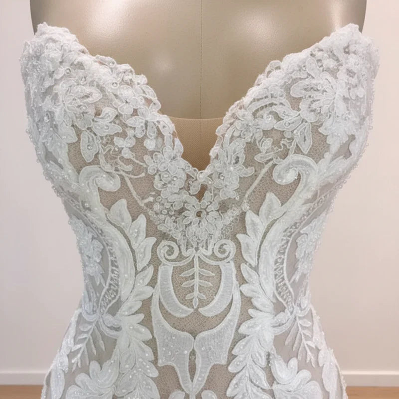 Elegant White V-Neck Mermaid Lace Wedding Dress