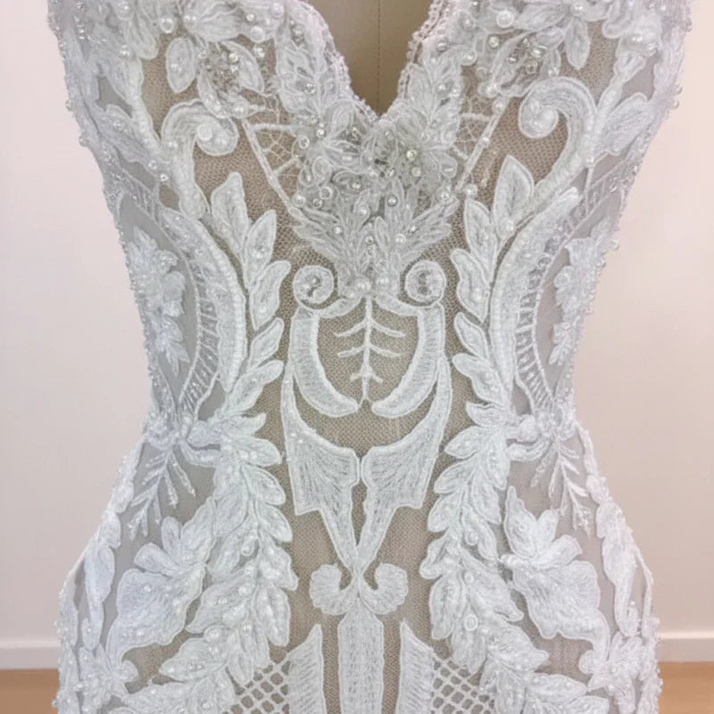 Elegant White V-Neck Mermaid Lace Wedding Dress