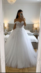 Ethereal Wedding Dresses Ball Gowns Off The Shoulder Tulle White Wedding Dress Bridal Gown