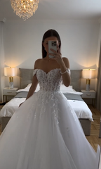 Ethereal Wedding Dresses Ball Gowns Off The Shoulder Tulle White Wedding Dress Bridal Gown