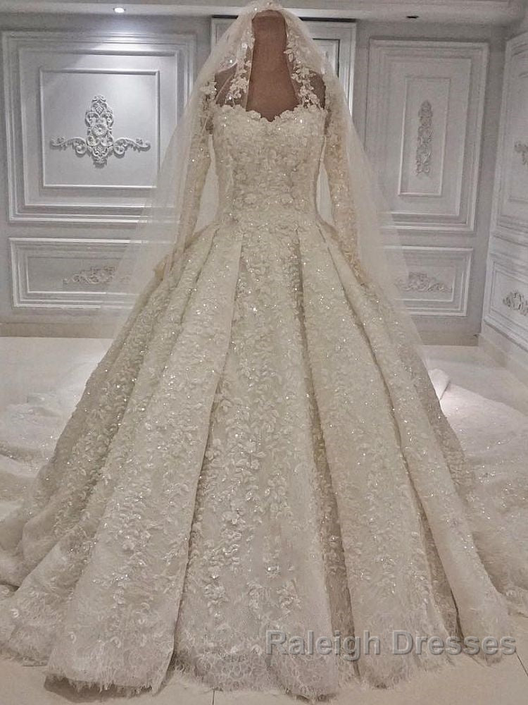 Expensive Lace Appliques Long Sleevess Ball Gown Wedding Dress Secondary image