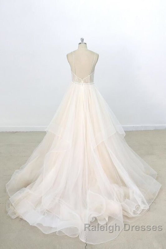 Eye-catching Appliques Tulle A Line Wedding Dresses