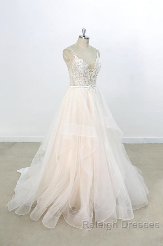 Eye-catching Appliques Tulle A Line Wedding Dresses