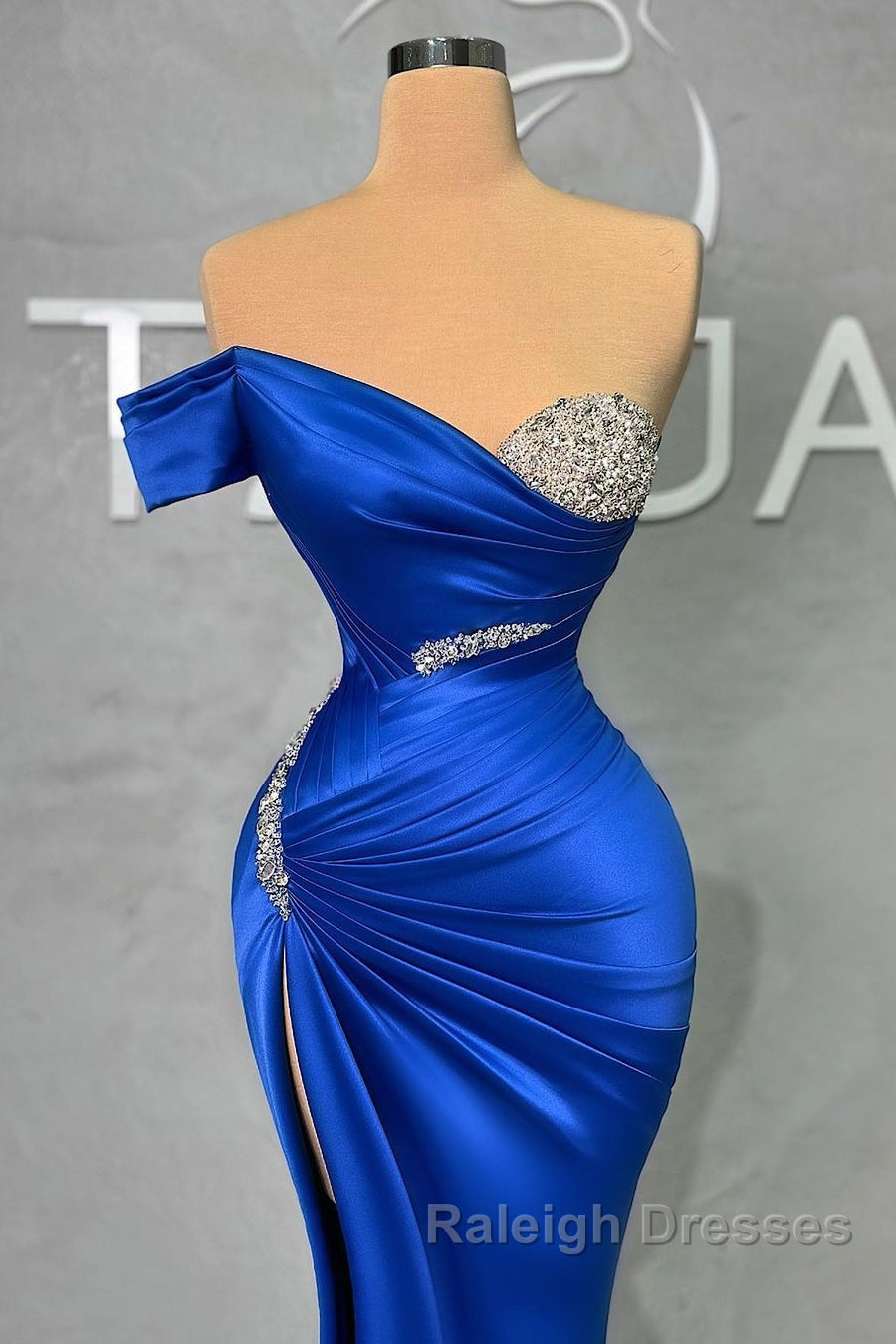 Fabulous Long Sweetheart Split Mermaid Prom Dress With Beading