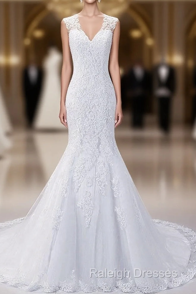Fabulous Tulle V-Neck Neckline Mermaid Wedding Dress With Beaded Lace Appliques Main image