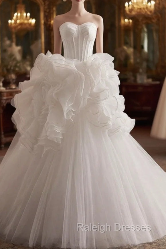 Fashion White Tulle Sweetheart Wedding Dress Main image