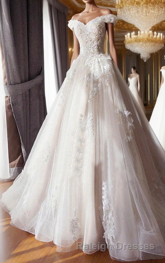 Ball Gown Off Shoulder Sleeveless Sweetheart Appliques Beading Tulle Wedding Dresses Main image