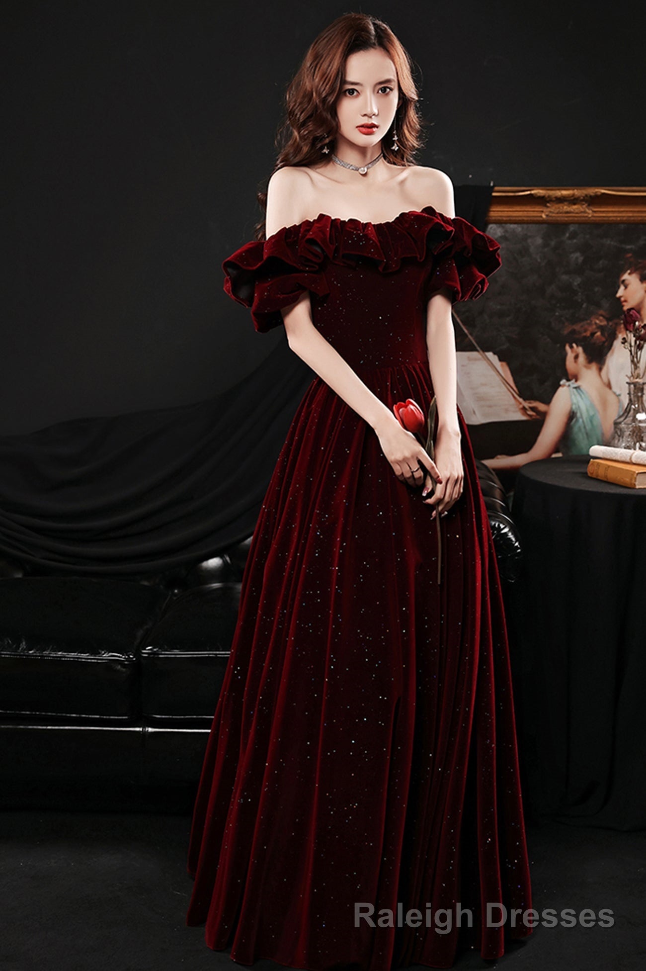 Burgundy vleve long prom dress A line evening dress Secondary image