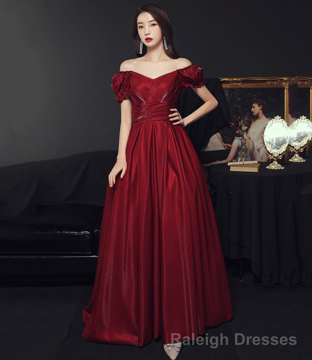 Burgundy satin long prom dress A line evening gown Secondary image