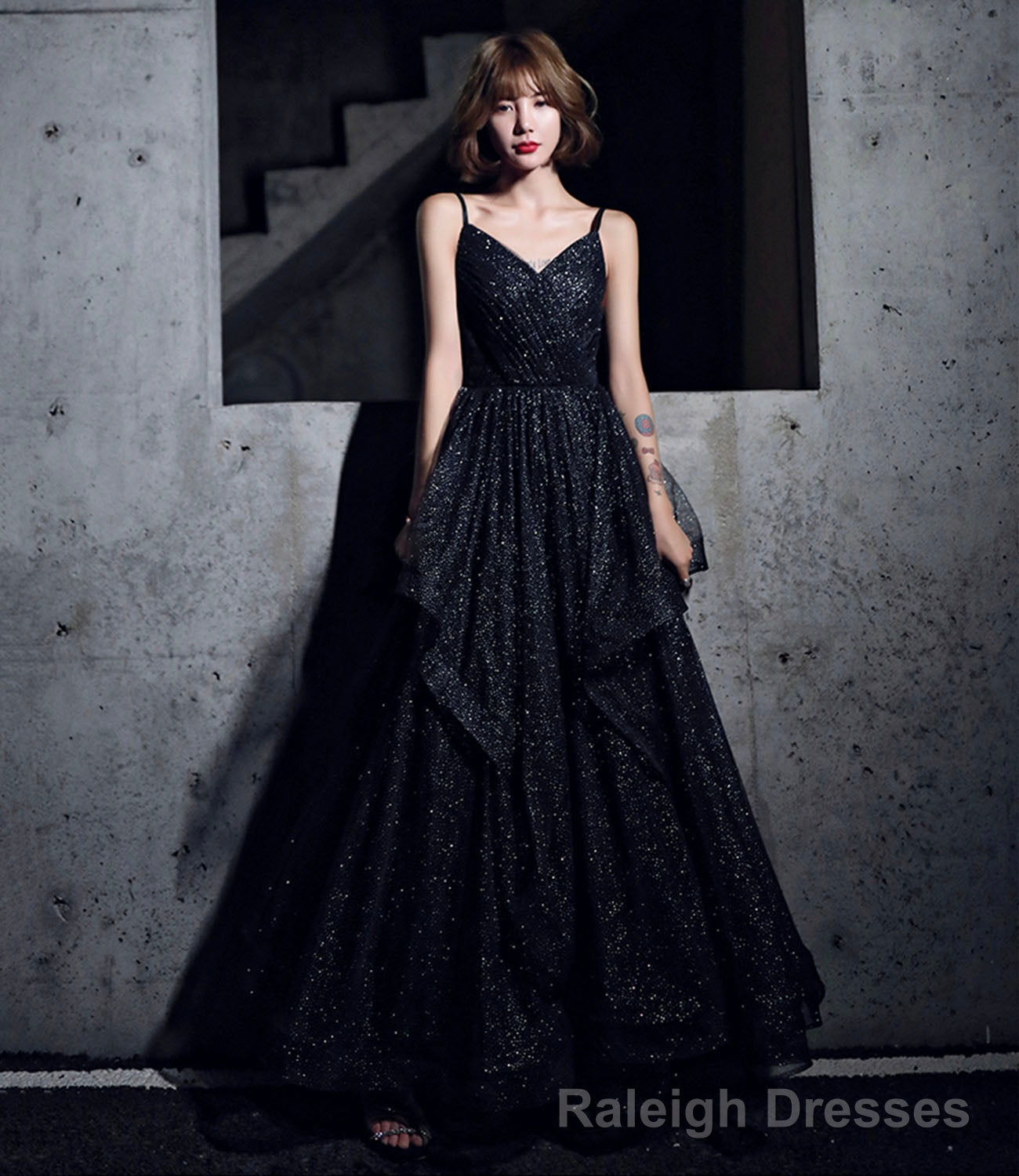 Black Simple v neck tulle long prom dress A line evening dress