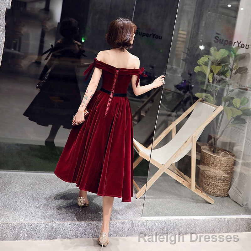 Burgundy v neck velvet short prom dress, homecoming dress Secondary image