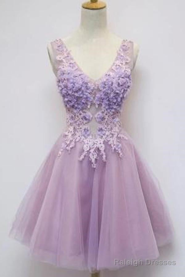 Floral A-Line V-Neck Knee Length Tulle Homecoming Dress With Appliques