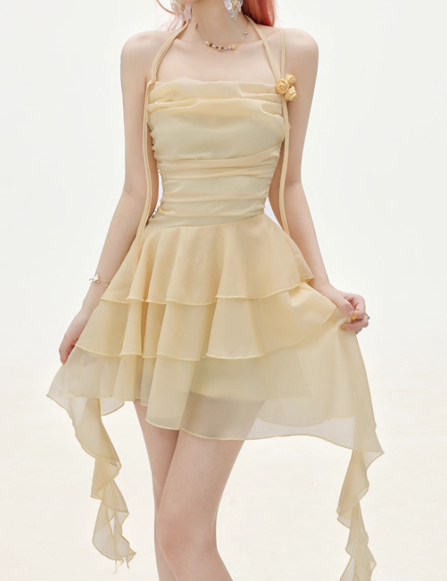 Flowy A-Line Halter Layered Yellow Chiffon Open Back Short Homecoming Dresses Cocktail Dresses