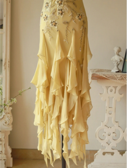 Flowy Strapless Yellow Beaded Jellyfish Skirt Chiffon Formal Prom Dress