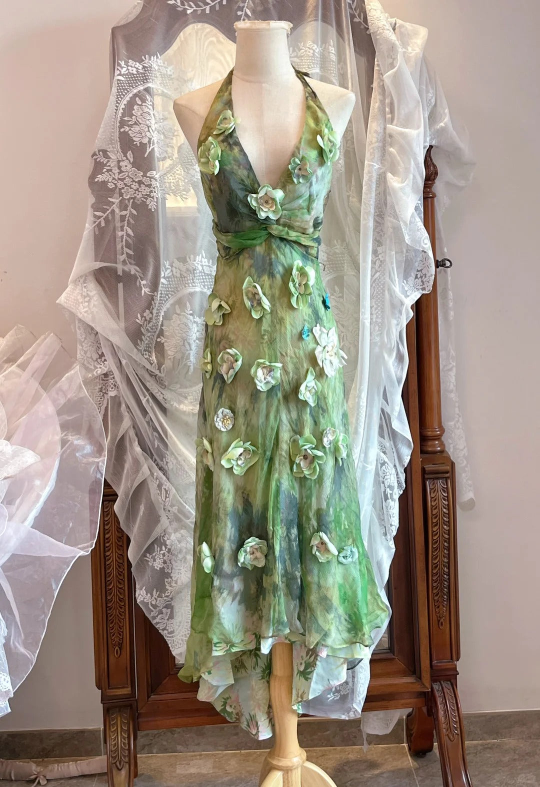 Fresh Green Floral Print Halter Neck Chiffon Formal Prom Dress Main image