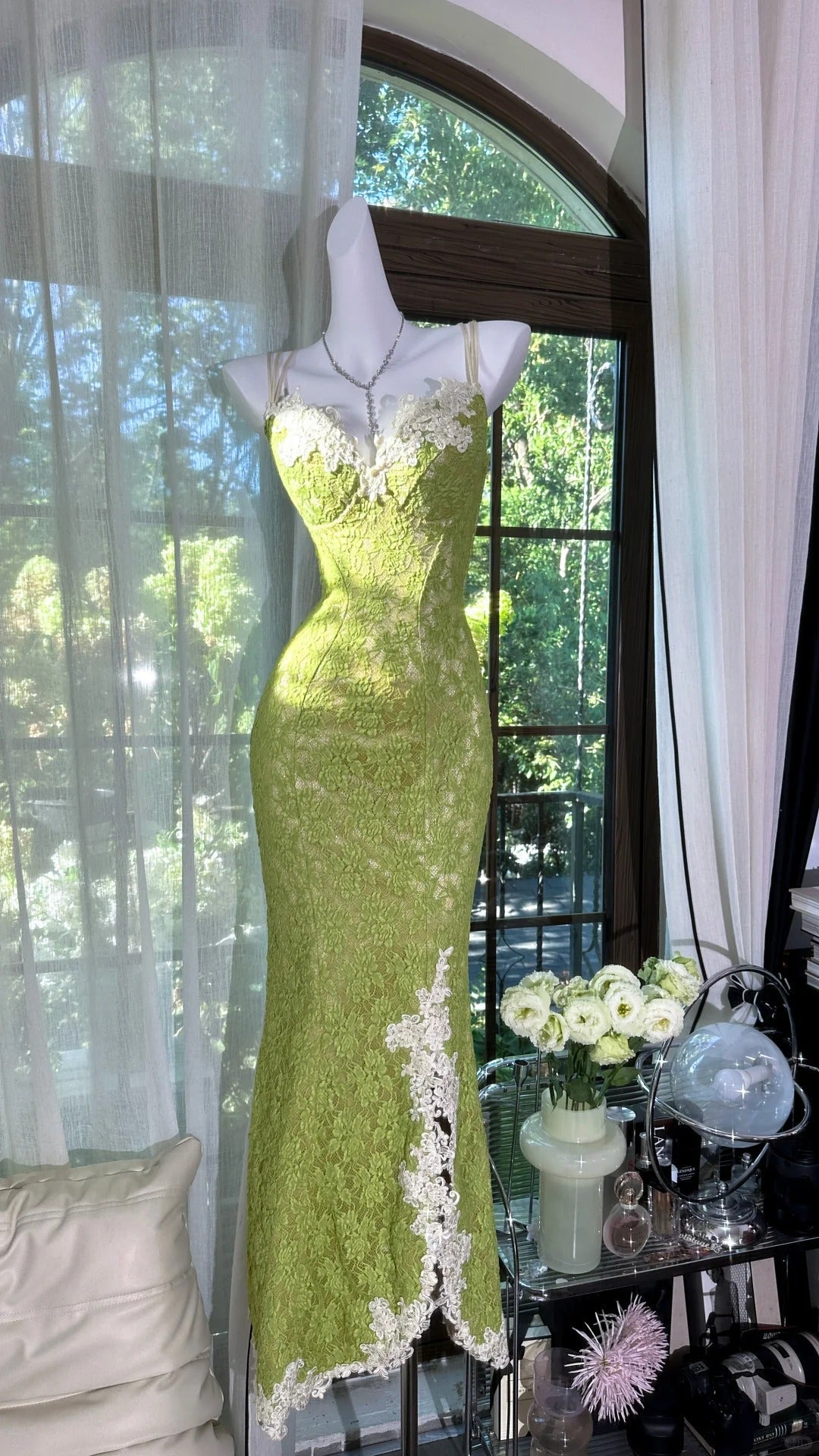 Fresh Green Mermaid Strapless Backless Criss-Cross Lace Long Formal Prom Dress