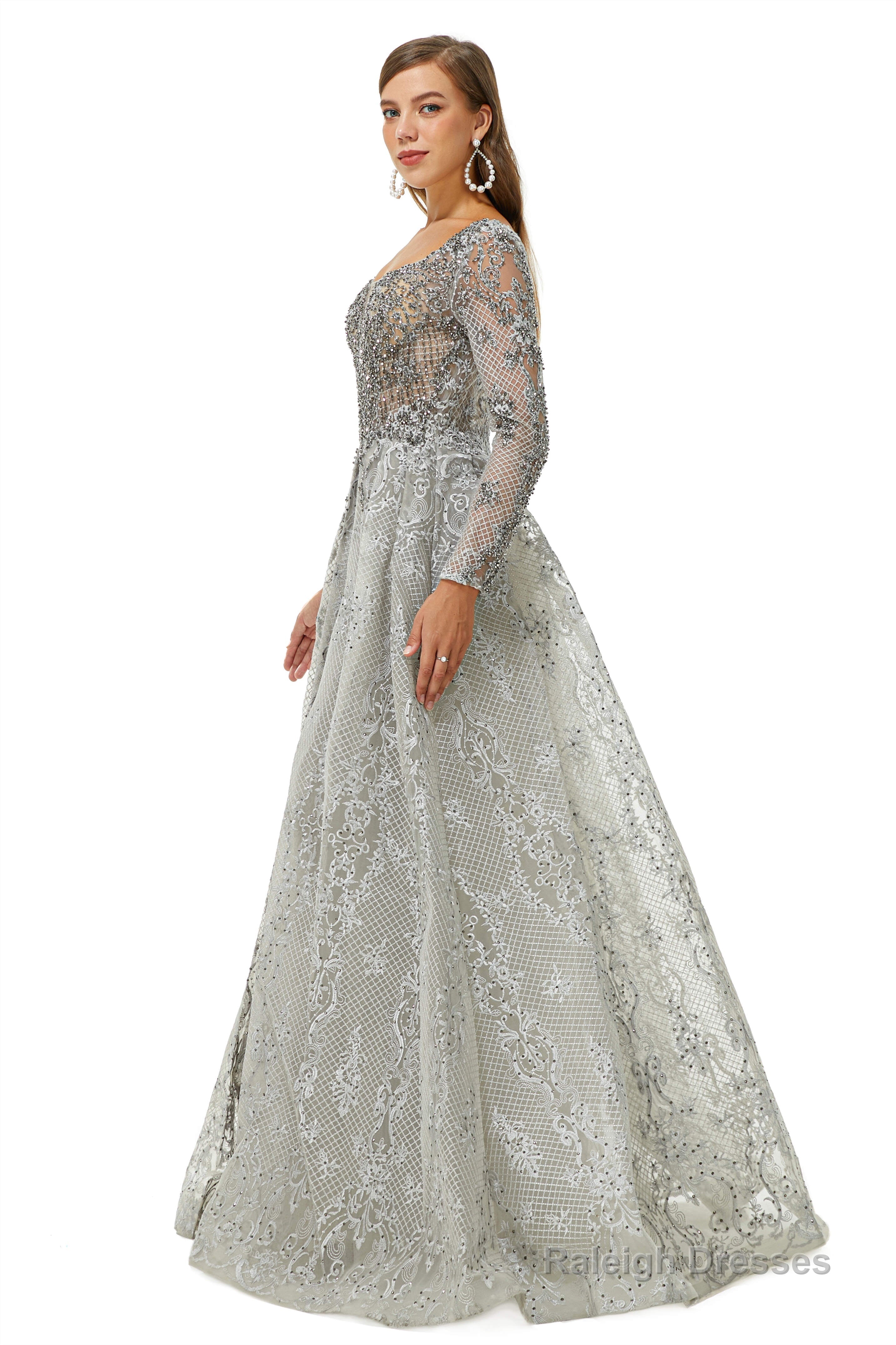 Tulle Long Sleeve Appliques Beading Prom Dresses