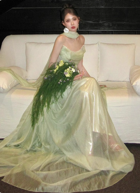 Gentle Light Green A-Line Strapless Layered Ruffled Tulle Train Formal Prom Dress Secondary image