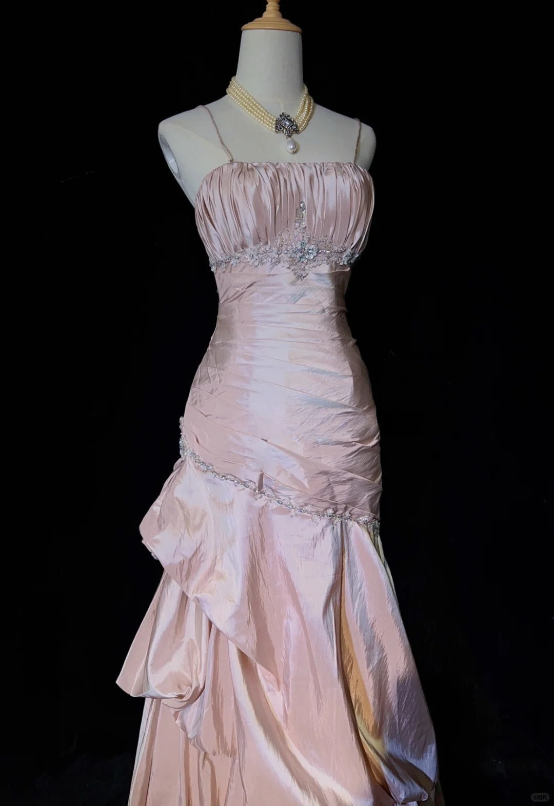 Sweet Spaghetti Straps Mermaid Prom Dress Pink Satin Layered Pleated Prom Dresses With Beading Secondary image