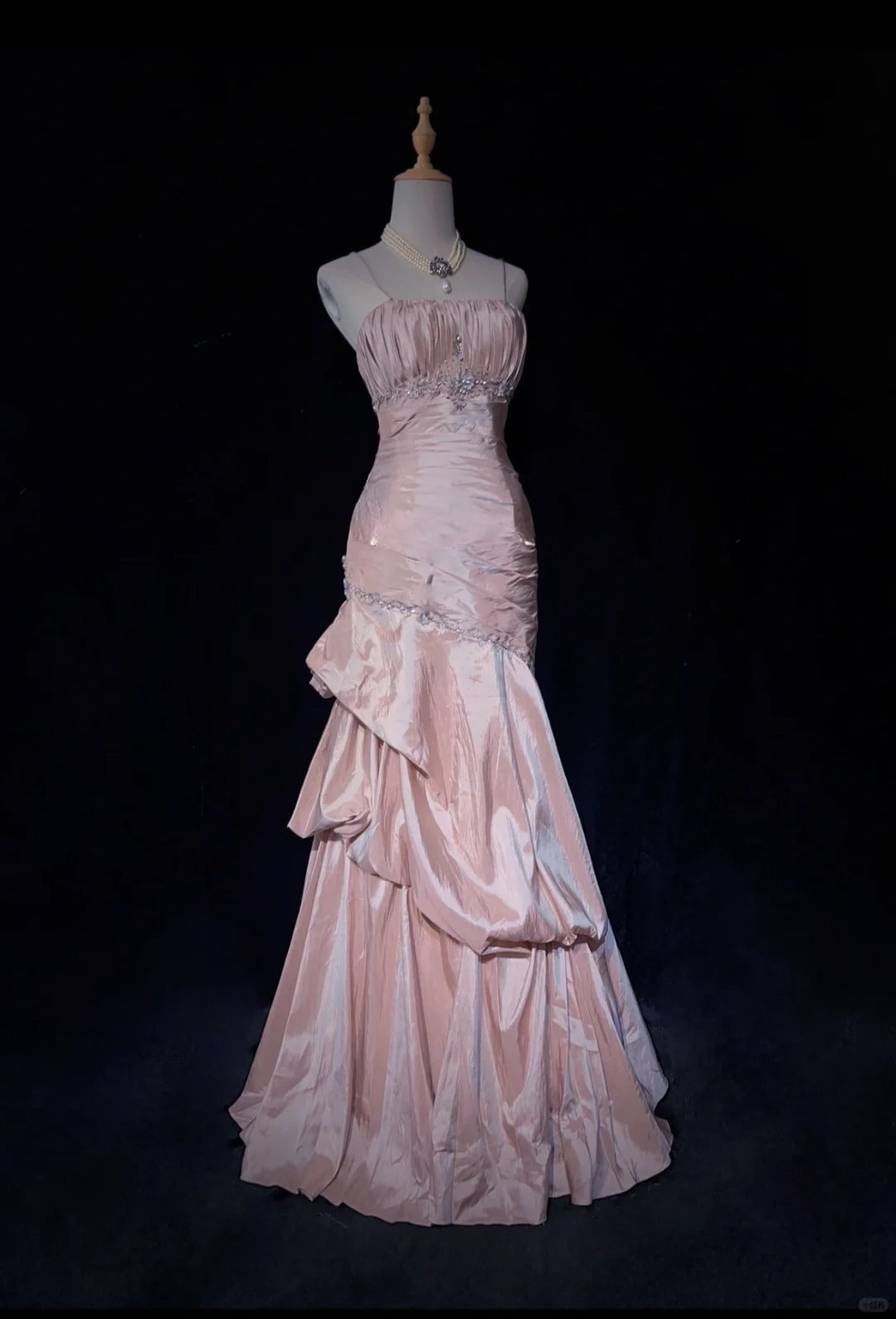 Sweet Spaghetti Straps Mermaid Prom Dress Pink Satin Layered Pleated Prom Dresses With Beading