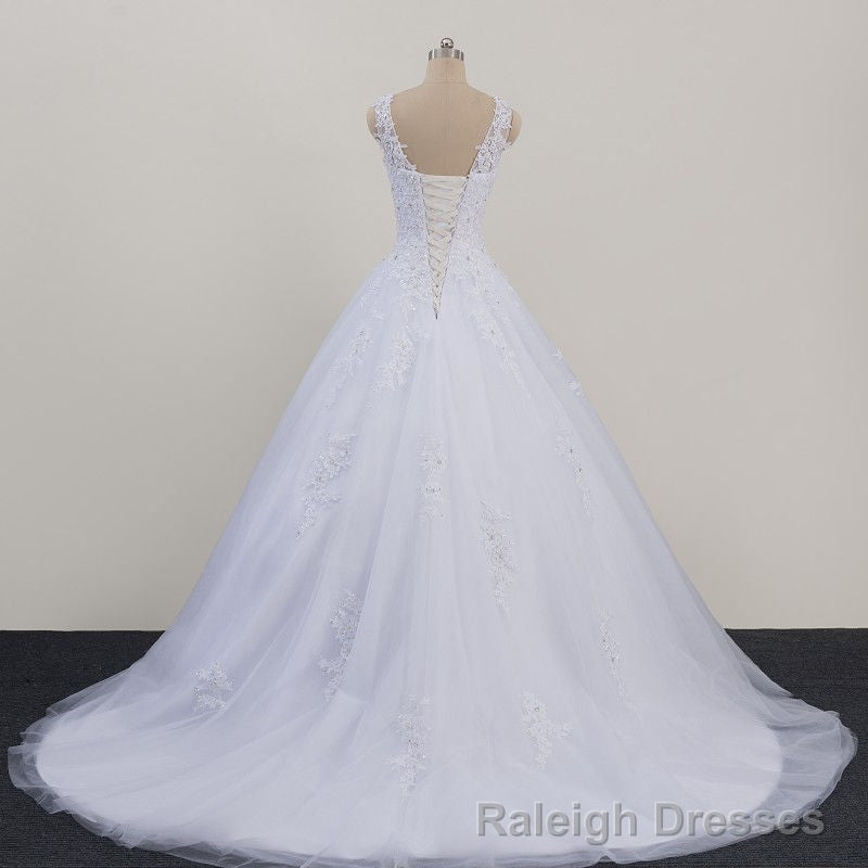Glam White Tulle Puffy Ball Gown Prom Dress, Sweetheart 16 Gown Main image