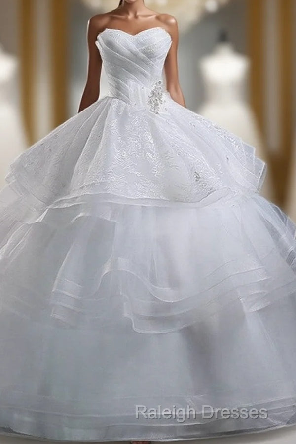 Glamorous Ball Gown Sweetheart Organza Wedding Dresses With Lace Main image