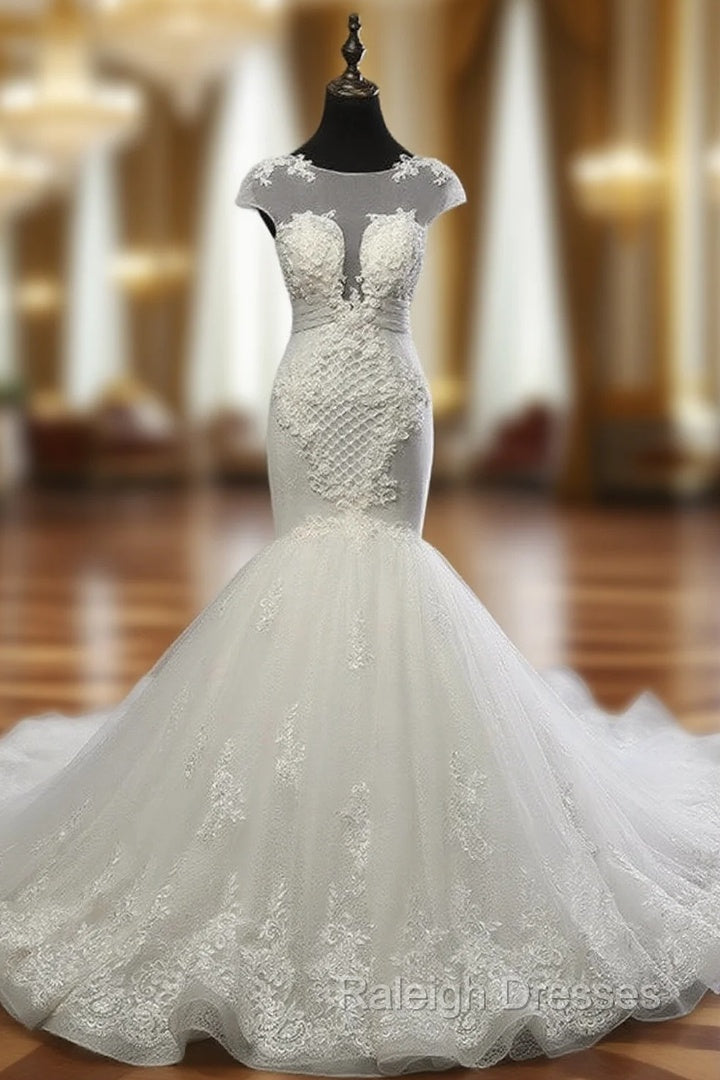 Glamorous Wedding Dresses Mermaid Wedding Dress Appliques Scoop Neck