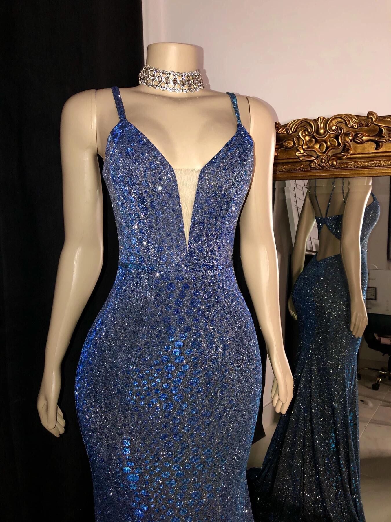 Glitter Mermaid Prom Dresses Long Spaghetti Straps V Neck Open Back Formal Evening Party Gowns