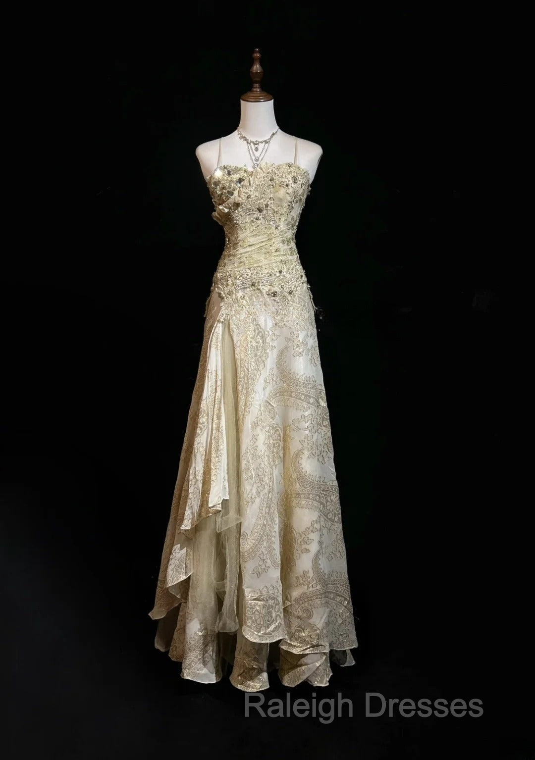 Gold A-Line Spaghetti Strap Satin Lace Prom Dresses Long With Beaded Appliques