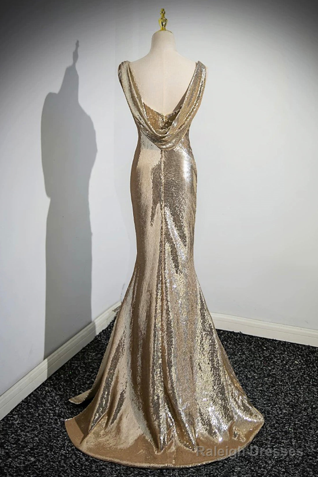 Gold Sequins Long Prom Dresses Mermaid One Shoulder Prom Dresses Secondary image