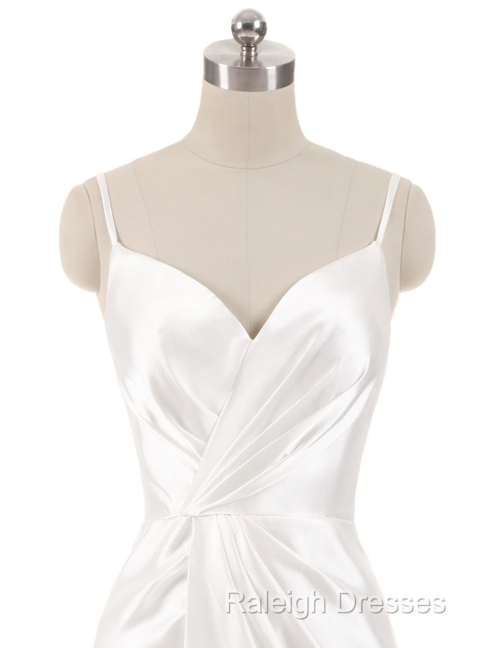 Gorgeous Beach Wedding Dresses Mermaid Sleeveless Evening Dresses V Neck Straps Split Ivory Bridal Gown With Court Train