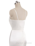 Gorgeous Beach Wedding Dresses Mermaid Sleeveless Evening Dresses V Neck Straps Split Ivory Bridal Gown With Court Train