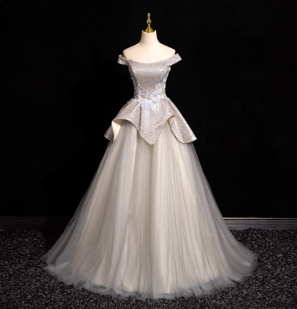 Gorgeous Court Silver-White One-Shoulder Sequin Tulle Long Ball Gown Prom Dress Sweet 16 Dress Secondary image